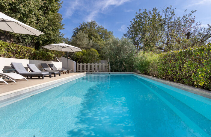 COLLOBRIERES PROPRIETE AVEC PISCINE ET VUE PANORAMIQUE — photo 3