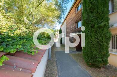 Appartement 3 pièces 235950 €