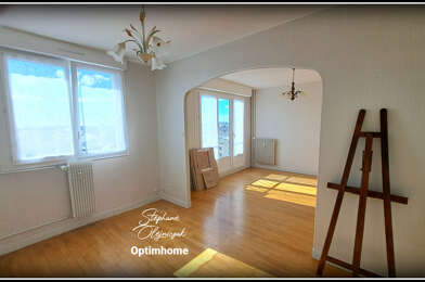 Appartement 4 pièces 166800 €