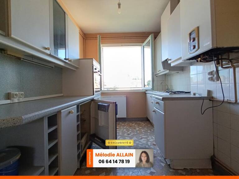 APPARTEMENT 61m2 VIEUX VICHY - OPPORTUNITÉ A SAISIR — photo 1