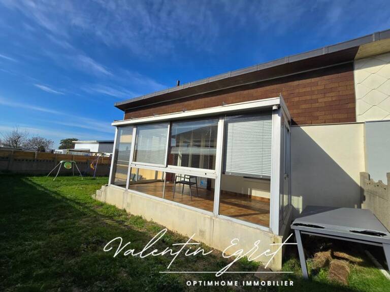 Aplemont / Sainte-Cécile : Maison 4 pièces avec jardin, véranda et garage — photo 1
