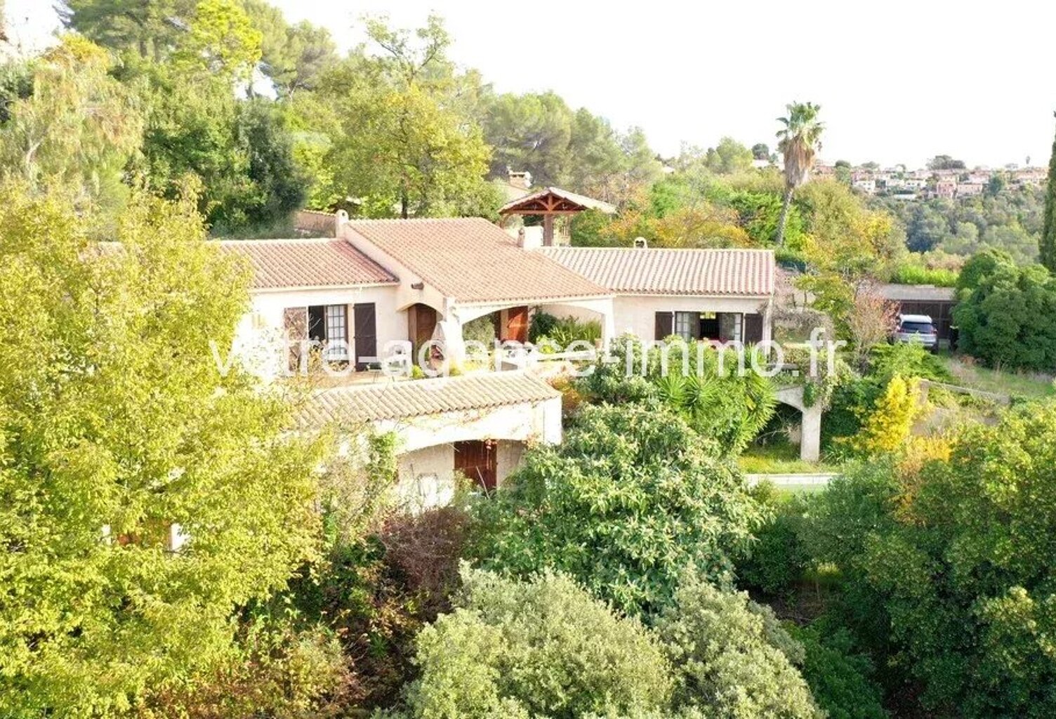La Gaude Belle Maison Provençale de qualité à moderniser — photo 1
