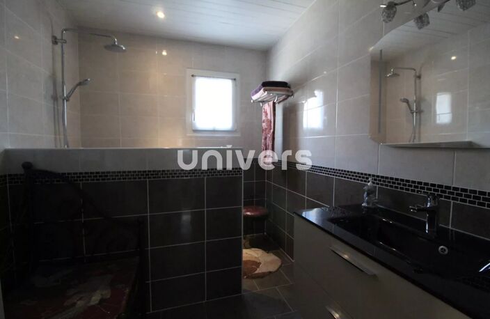 Valence Victor Hugo - VILLA CONTEMPORAINE DE 145 m² AVEC DEUX LO — photo 5