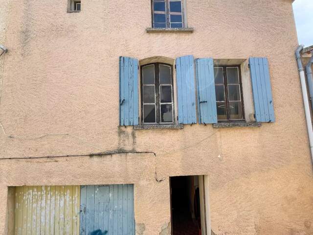 Revest-du-Bion - maison de village à rénover de 44 m² habitable — photo du bien