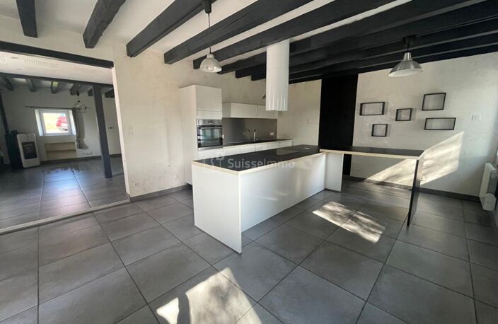 Evette-Salbert,  vous serez séduit par cet appartement triplex, avec terrasse — photo 3