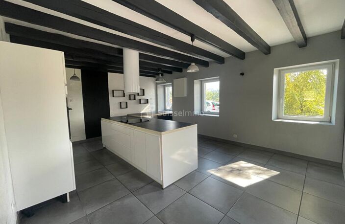 Evette-Salbert,  vous serez séduit par cet appartement triplex, avec terrasse — photo 4