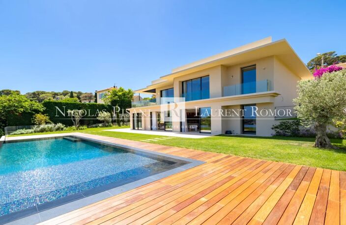 A VENDRE VILLA - VUE MER - 5 CHAMBRES - PISCINE - RÉNOVÉ - STATI — photo 5