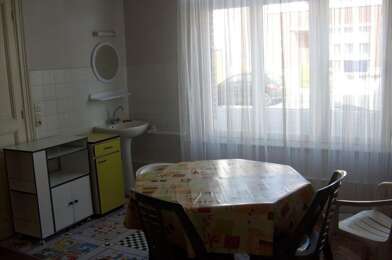 Appartement 1 pièces 330 €