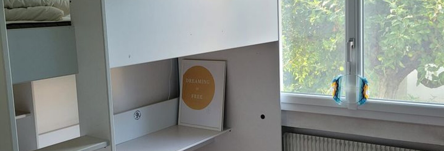 Appartement 1 Pièce 10 m² à louer à Bron (69500)