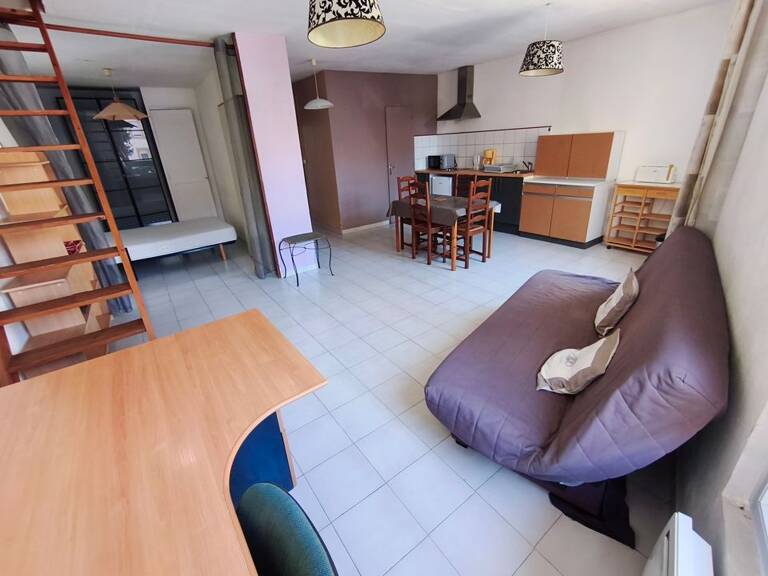 Studio de 45m2 à louer sur Marseille 04 — photo 1