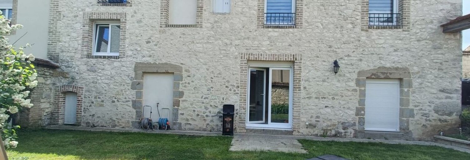 Maison 5 Pièces 135 m² à louer à Vrigny (51390)