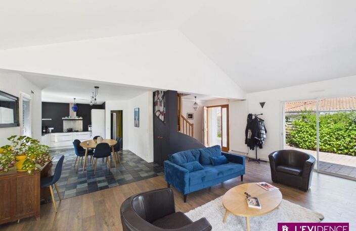 Villa familiale 155 m² avec piscine, 6 chambres, Le Guezy, La Baule" — photo 2