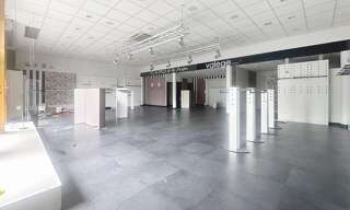 Commerce  150 m² à louer à Saint-Flour (15100)
