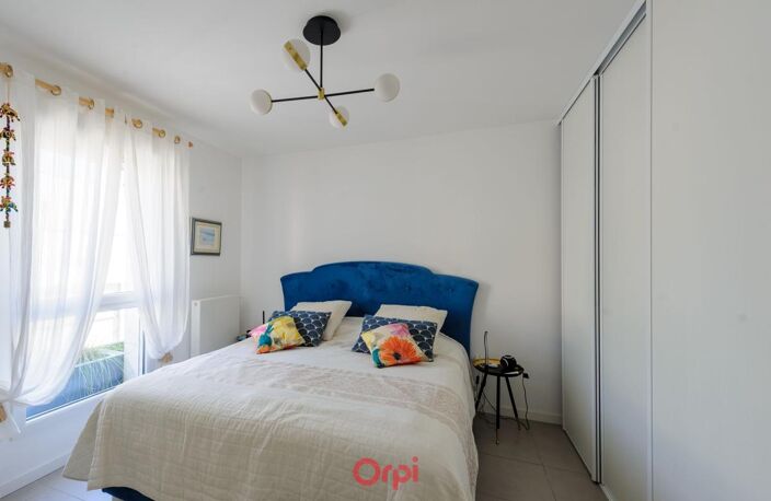 Exclusivité Orpi – Duplex 4 pièces avec ascenseur et deux places de parking — photo 5