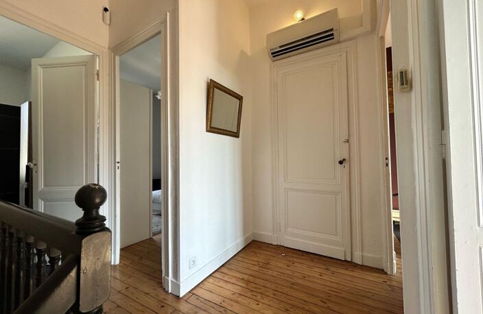 BORDEAUX – PELLEGRIN / LESCURE – Une adresse rare, un potentiel exceptionnel ! — photo 5