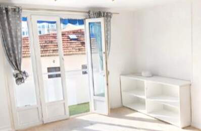 Appartement À Vendre — photo du bien