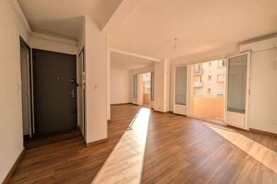 Appartement 3 pièces 800 €