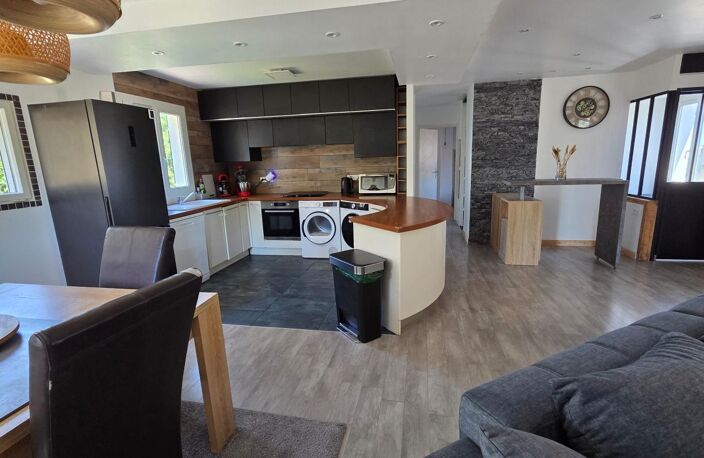 Appartement T3 de 75m² environ en haut de villa à Fabregas 83500 — photo 3