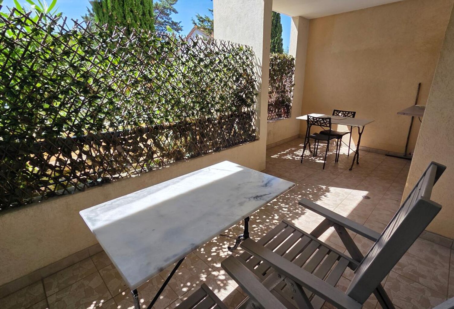 Appartement T1 de 34m² à vendre à La Seyne Sur Mer quartier Balaguier 83500 résidence récente grande terrasse — photo 1