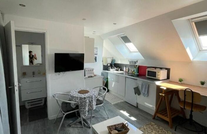 Appartement À Louer — photo 2