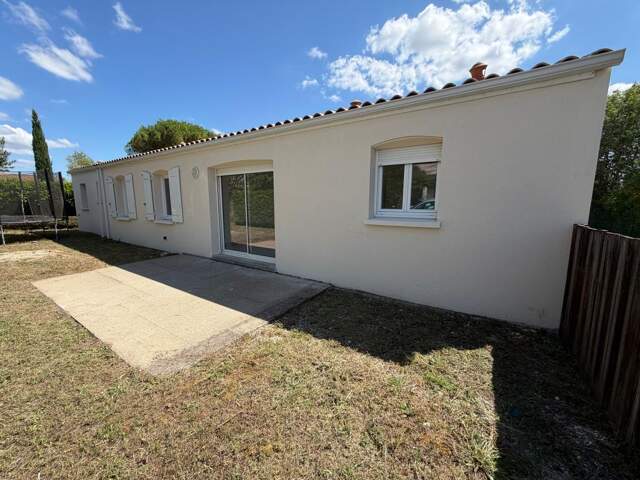 Maison À Vendre — photo du bien