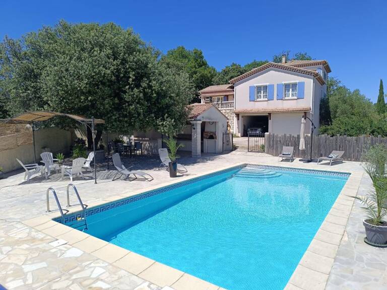 Exclusivité ORPI : Superbe villa de 155 m² avec piscine et vue dégagée à Rousson — photo 1