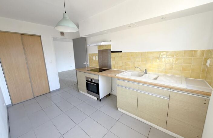 TOULOUSE GRAND SELVE – APPARTEMENT T4 EN DERNIER ÉTAGE AVEC PARKING ET CELLIER — photo 4