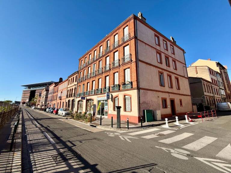 Bien Commercial À Vendre — photo 1