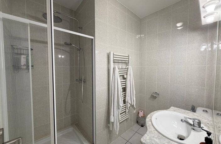 Bien Commercial À Vendre — photo 5