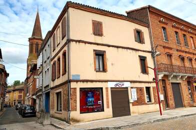 Immeuble  242000 €