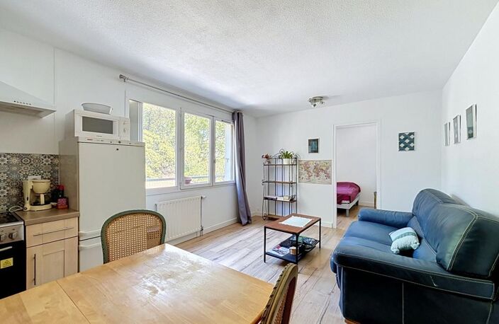 À vendre T2 libre avec parking — photo 2
