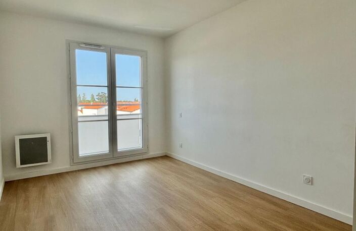 Appartement À Vendre — photo 2
