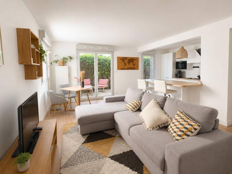 GUILHEMERY - Appartement avec Terrasse & 2 Parkings Sous-Sol — photo 1