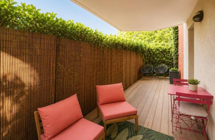 GUILHEMERY - Appartement avec Terrasse & 2 Parkings Sous-Sol — photo 3