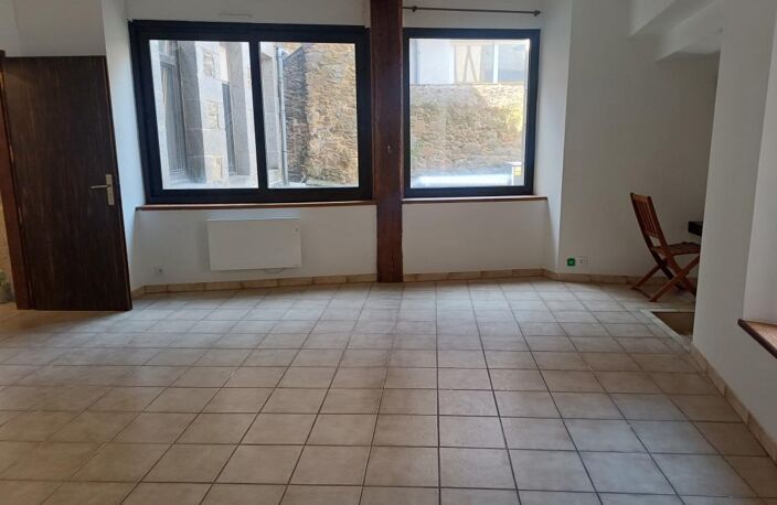 Charmant T2 rénové de 54 m² — Saint-Brieuc hyper-centre — photo 3