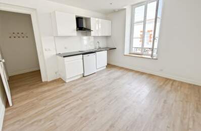 Appartement 2 pièces entièrement rénové avec la clim !   — photo du bien