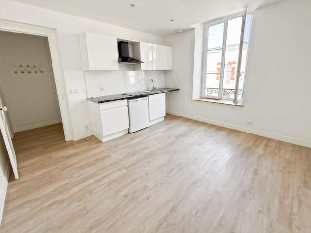 Appartement 2 pièces entièrement rénové avec la clim ! 🏡 — photo du bien