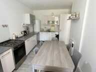 Appartement T3 de 73 m² rénové avec jardin privatif et balcon — photo 4