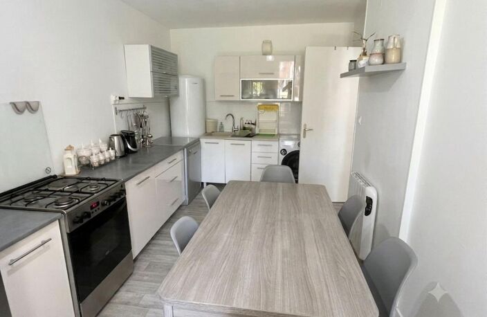 Appartement T3 de 73 m² rénové avec jardin privatif et balcon — photo 4