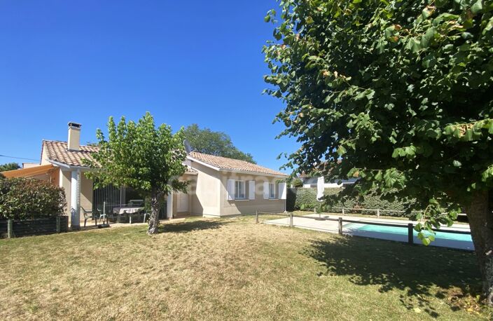 LACANAU VILLE - A 2 PAS DU PORT - MAISON 5 PIECES 107M2 + PISCINE - ACCES PISTE CYCLABLE — photo 2