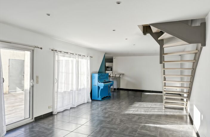 Maison à vendre à LA ROCHELLE, 4 pièces, 107m2 avec cour, dépendance et cave — photo 2