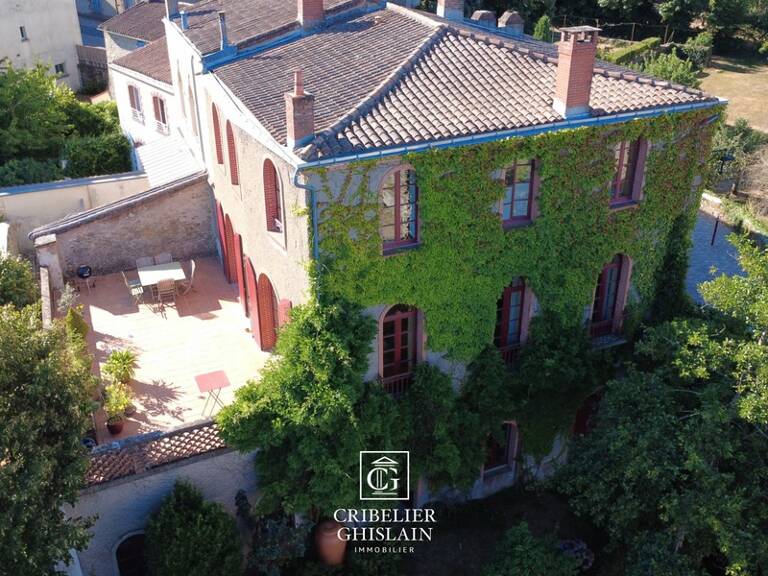 Clisson centre historique – Maison de caractère 150 m², 3 chambres, terrasse et accès rivière — photo 1