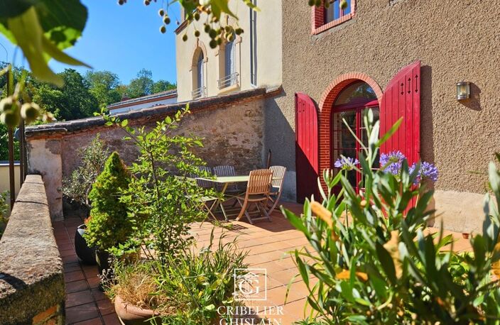 Clisson centre historique – Maison de caractère 150 m², 3 chambres, terrasse et accès rivière — photo 4