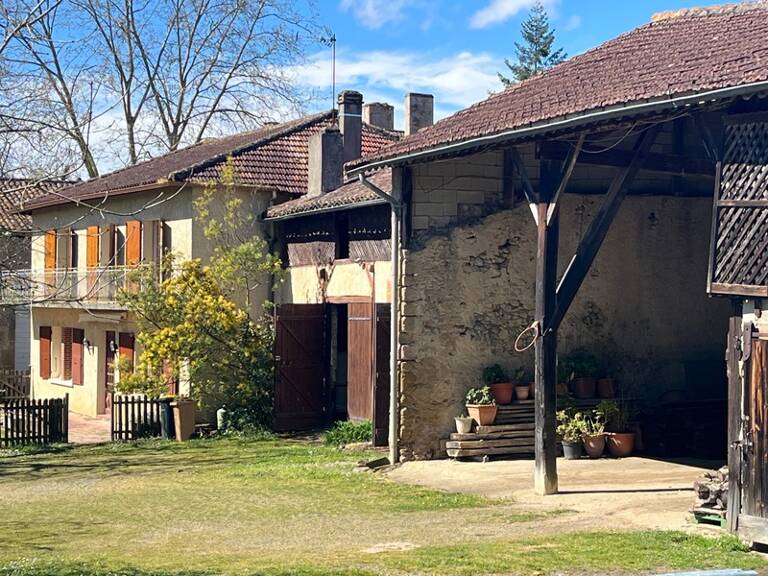 MARCIAC et PLAISANCE proches, VUE PYRENEES depuis cette BELLE MAISON DE FAMILLE 215m2, grandes dépendances , sur 1750m2 de jardin, dans village patrimonial — photo 1
