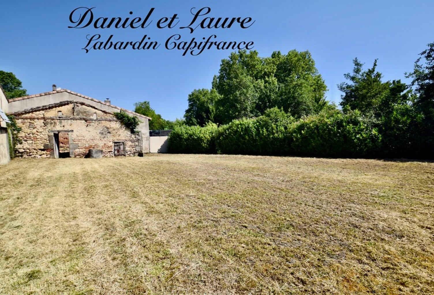 BÂTIMENT à rénover sur terrain A BATIR — photo 1