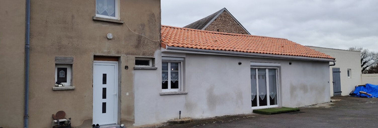Maison 10 Pièces 235 m² à vendre à Saint-Généroux (79600)