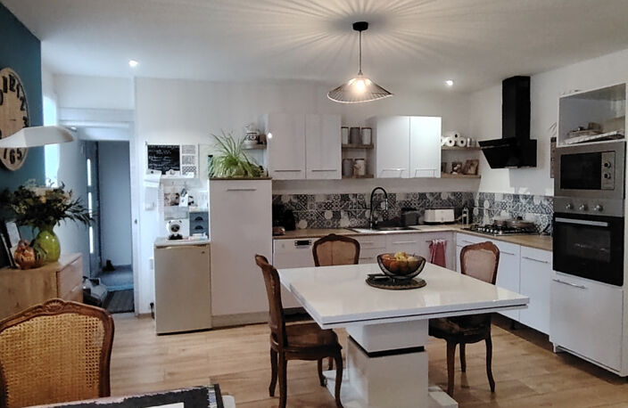 Maison à vendre 10 pièces SAINT GENEROUX (79) — photo 2