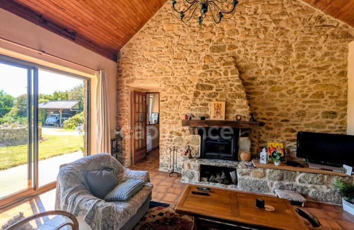Lanarvilly - Maison 140 m² - 6 Chambres - Terrain 3000 m² — photo 3
