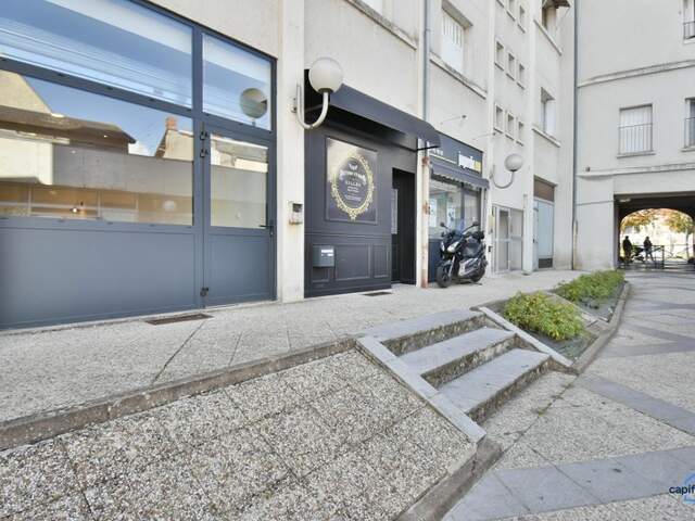 Local/bureau à vendre ROMORANTIN LANTHENAY (41) — photo du bien