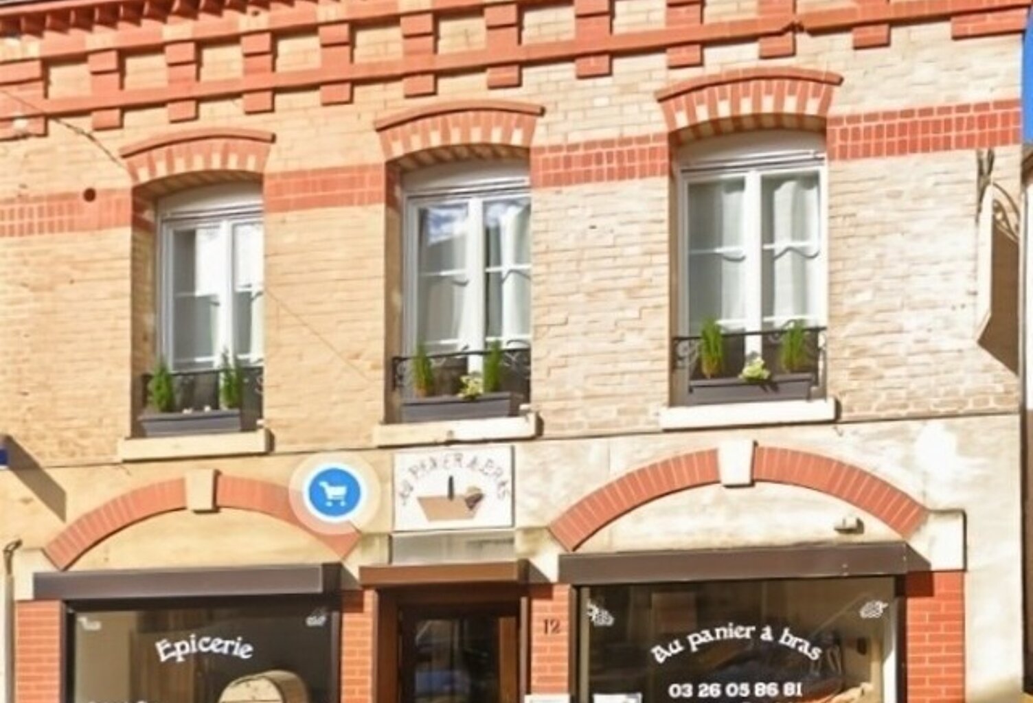 Immeuble de rapport à vendre 9 pièces VERZY (51) avec local commercial — photo 1